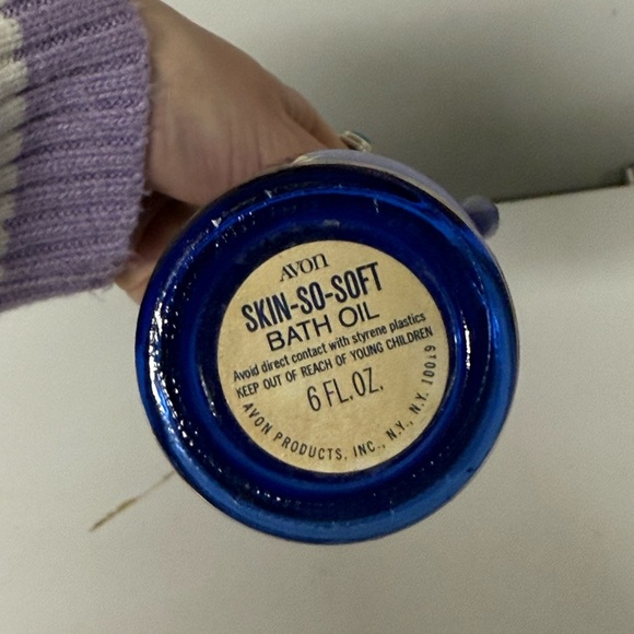 Avon Blue Glass Vintage Bottle - Picture 5 of 7